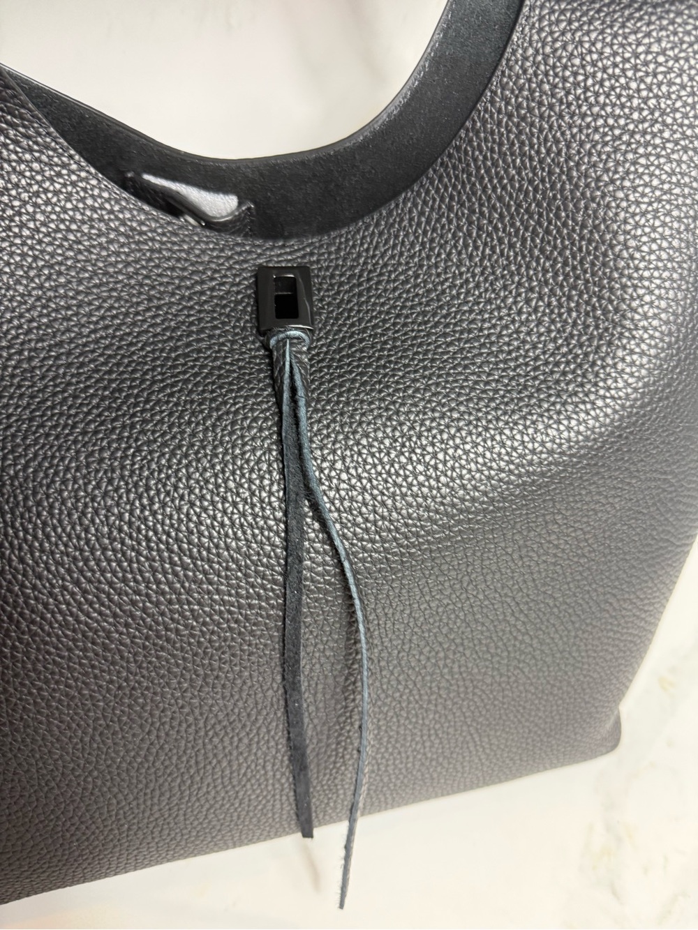 NWT Rebecca Minkoff Darren Signature Carryall in black hobo - Picture 10 of 10